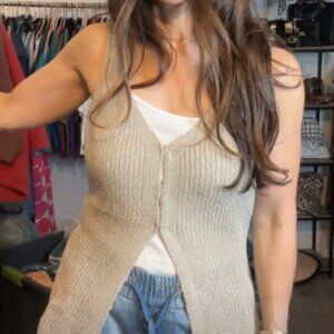 ShopEvelynne White Knit Sleeveless Top